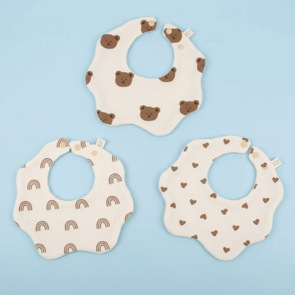 lot de 3 bavoir bebe forme fleur en coton avec motifs ours coeurs et arc-en-ciel